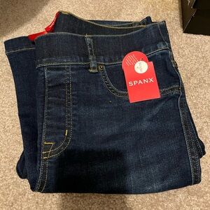 SPANX Women's NWT Dark Blue Flare Jeans